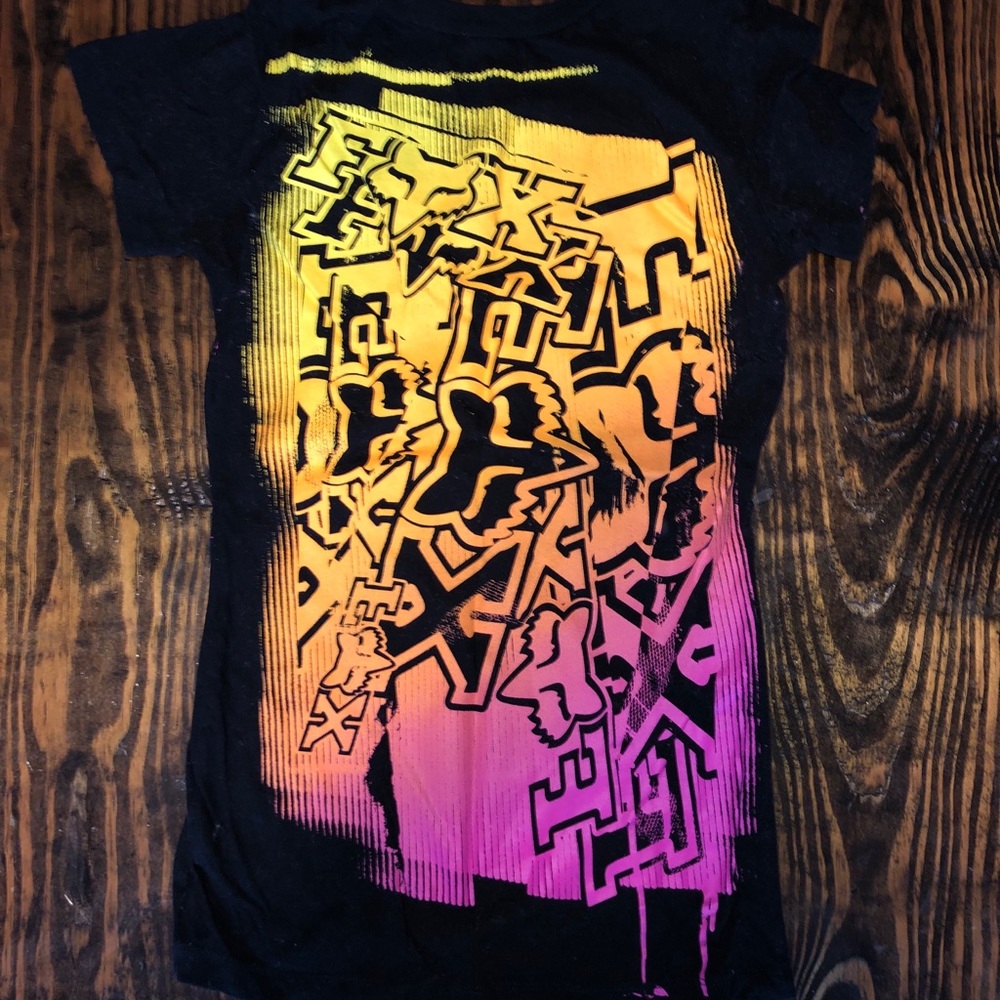 Fox racing vneck tee
